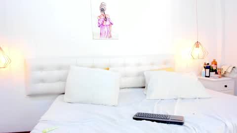 alanna_miaw online show from May 2026 03:06:01 PM