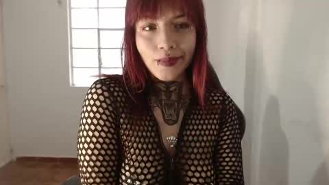 alanna_redd online show from September 2025 02:32:01 PM