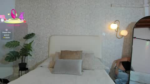 alannarouge online show from May 2026 11:49:02 AM