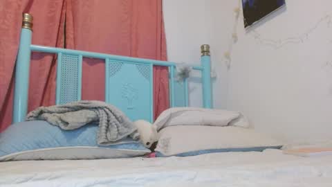 Snapshot of alaska_drew chatting on December 2025 06:11:01 AM Alaska online show from December 2025 06:11:01 AM