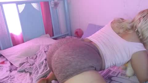 Snapshot of alaska_drew chatting on January 2026 06:11:02 PM Alaska online show from January 2026 06:11:02 PM