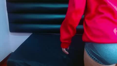 AlaSmith  online show from December 2024 01:37:01 AM