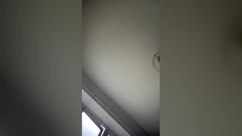 alaynaf2464 online show from April 2026 06:18:01 AM