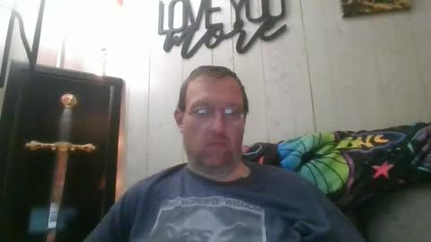 Snapshot of alberik2316 chatting on January 2025 11:16:01 PM Alberik online show from January 2025 11:16:01 PM