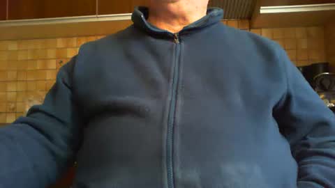 albert29 online show from October 2025 03:46:02 PM