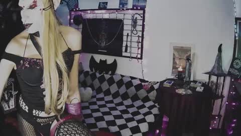 Mistic witch online show from March 2025 05:46:02 AM