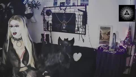 Mistic witch online show from September 2025 03:28:01 AM