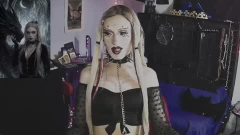 Mistic witch online show from May 2026 02:07:02 AM