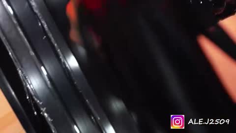 Snapshot of ale_2509 chatting on November 2025 10:15:01 AM Ale online show from November 2025 10:15:01 AM