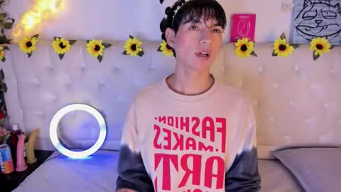 ale_aurarashi online show from February 2026 03:32:02 AM