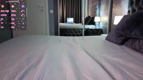 Snapshot of ale_xa55 chatting on November 2025 10:41:02 PM ale_xa55 online show from November 2025 10:41:02 PM