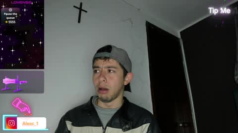 Snapshot of alecadrews_ chatting on January 2025 07:39:01 PM ALEC ANDREWS online show from January 2025 07:39:01 PM