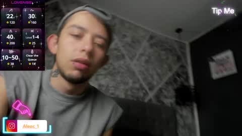 Snapshot of alecadrews_ chatting on February 2025 07:13:01 PM ALEC ANDREWS online show from February 2025 07:13:01 PM