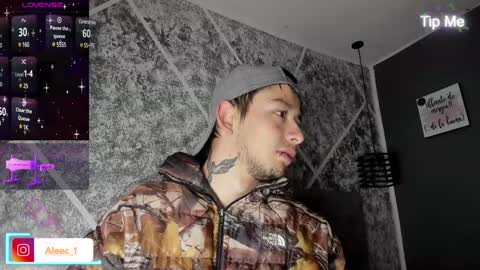 Snapshot of alecadrews_ chatting on February 2025 11:40:02 AM ALEC ANDREWS online show from February 2025 11:40:02 AM