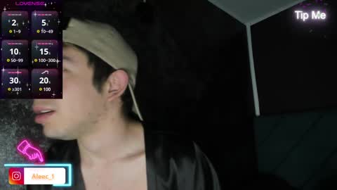 Snapshot of alecadrews_ chatting on March 2025 07:43:02 PM ALEC ANDREWS online show from March 2025 07:43:02 PM