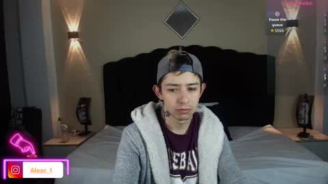 Snapshot of alecadrews_ chatting on September 2025 07:13:01 PM ALEC ANDREWS online show from September 2025 07:13:01 PM