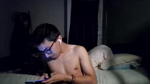 Snapshot of aleexrune chatting on October 2025 03:42:02 AM aleexrune online show from October 2025 03:42:02 AM