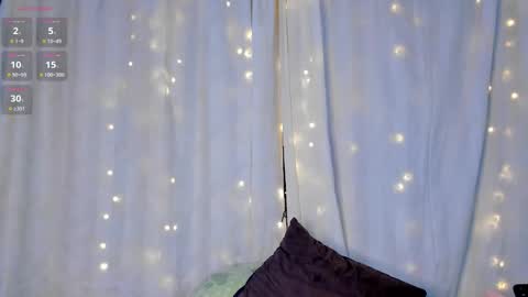 Aleja online show from November 2025 03:49:02 AM