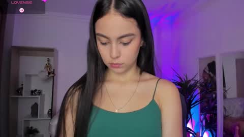 Alejandra online show from March 2025 02:26:01 PM