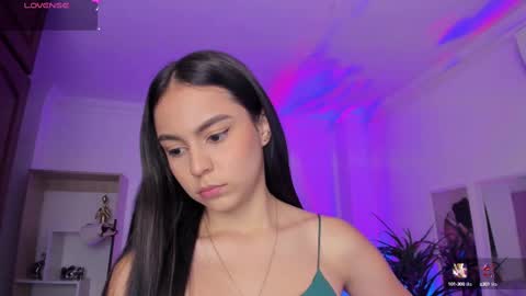 Alejandra online show from March 2025 05:29:01 PM