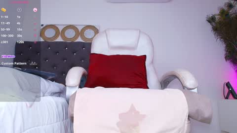 Snapshot of alejalatinhot chatting on December 2024 12:14:02 AM Alejandra online show from December 2024 12:14:02 AM