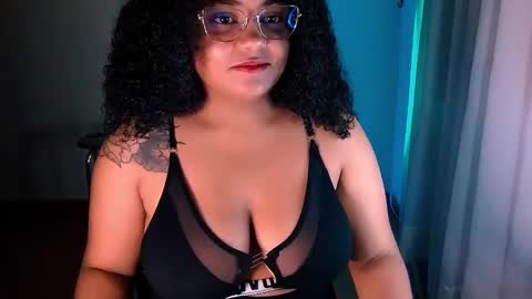 Alejandra  online show from December 2024 11:47:01 PM