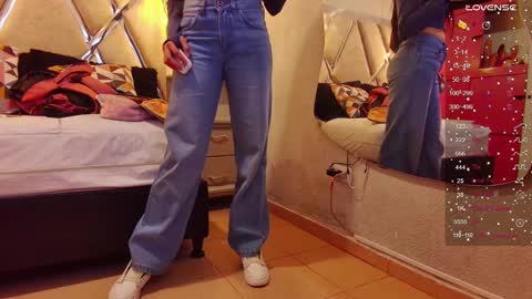 Snapshot of alejandra_martinss chatting on February 2025 01:55:02 PM alejandra martins online show from February 2025 01:55:02 PM