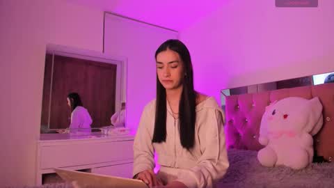 Snapshot of alejandraaa_ chatting on September 2025 02:39:02 AM alejandraaa_ online show from September 2025 02:39:02 AM