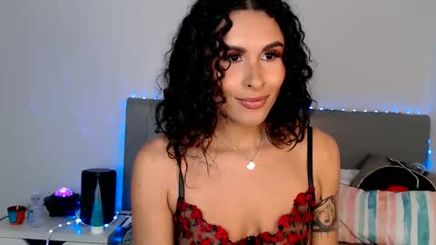 Snapshot of alejandraray chatting on October 2025 08:54:02 PM Danna Ray online show from October 2025 08:54:02 PM