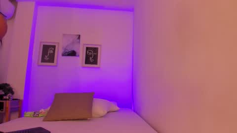 Snapshot of alejandrarojas_ chatting on February 2026 12:26:02 PM Alejandra online show from February 2026 12:26:02 PM