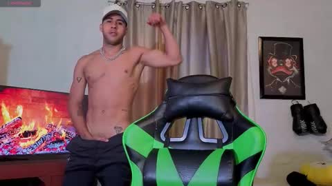 Daiki jack online show from November 2025 02:57:02 PM