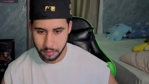 Snapshot of alejandrojf_00 chatting on June 2026 09:38:02 PM Daiki jack online show from June 2026 09:38:02 PM