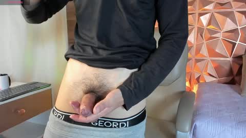 Alejo  online show from March 2026 04:57:01 AM