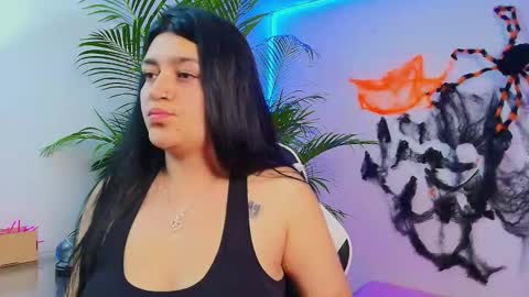 aleja online show from October 2025 03:29:02 AM