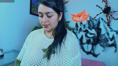 aleja online show from October 2025 03:18:02 AM