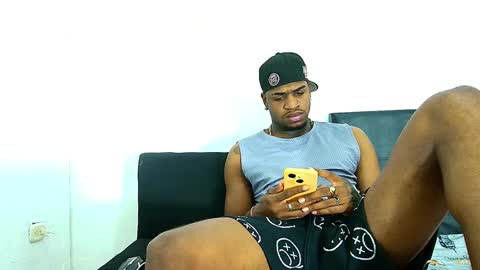 Snapshot of alejo_21cm chatting on January 2025 02:06:01 AM alejo_21cm online show from January 2025 02:06:01 AM