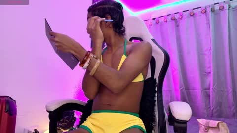 Snapshot of alejo_cute chatting on September 2025 08:34:02 PM alejo_cute online show from September 2025 08:34:02 PM