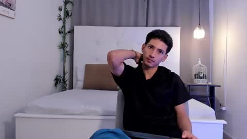 Snapshot of alejo_exotic chatting on July 2026 12:20:01 PM alejo_exotic online show from July 2026 12:20:01 PM