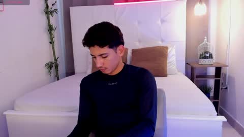 Snapshot of alejo_exotic chatting on July 2026 12:14:01 PM alejo_exotic online show from July 2026 12:14:01 PM