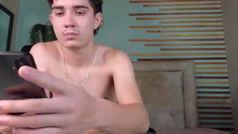 alejo_gray1 online show from June 2026 12:32:02 AM