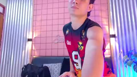 alejo_gray1 online show from June 2026 07:18:02 PM