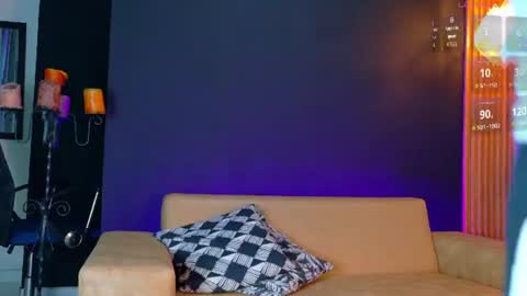 alejo_gray1 online show from June 2026 07:18:02 PM