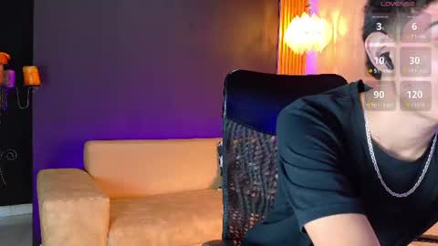 alejo_gray1 online show from June 2026 02:01:01 PM
