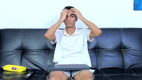 alejo peverell online show from February 2025 08:36:02 PM