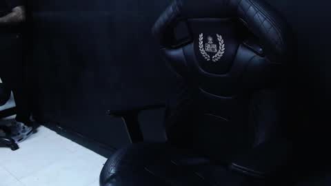 Alejo online show from September 2025 03:41:02 AM