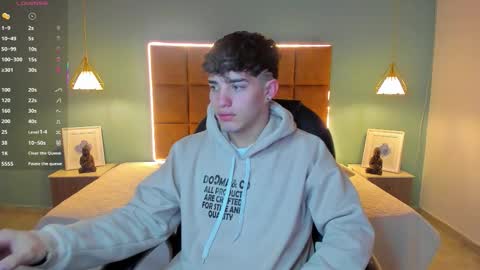 Snapshot of alejootwink chatting on October 2025 08:41:01 PM ALejoo Saenz online show from October 2025 08:41:01 PM