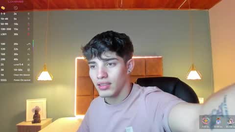 Snapshot of alejootwink chatting on October 2025 12:52:02 AM ALejoo Saenz online show from October 2025 12:52:02 AM