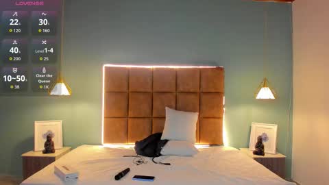 Snapshot of alejootwink chatting on October 2025 02:15:01 AM ALejoo Saenz online show from October 2025 02:15:01 AM