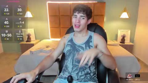 ALejoo Saenz online show from November 2025 02:44:01 AM