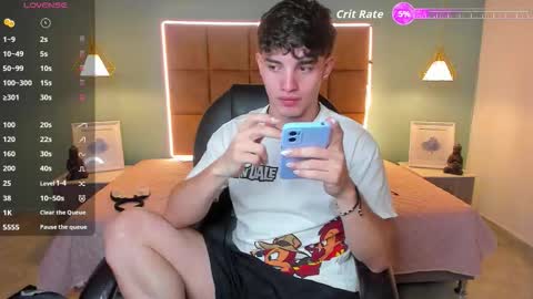 ALejoo Saenz online show from January 2026 01:08:02 AM